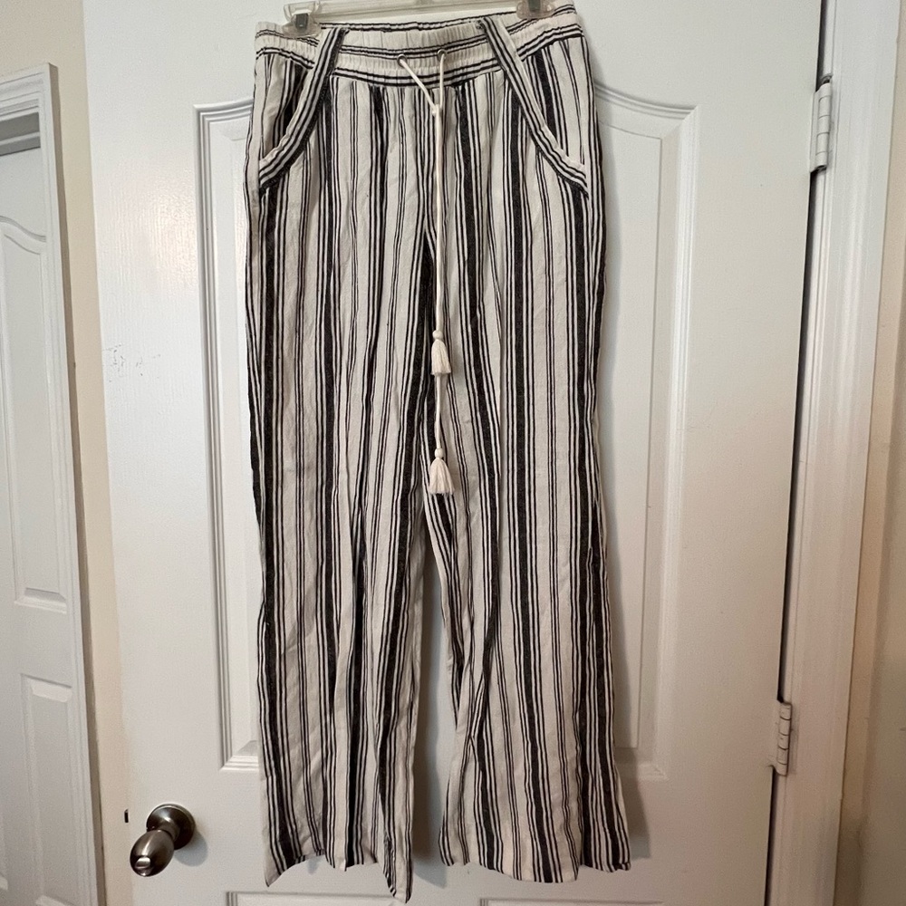 Rewind black and white linen pants